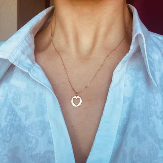 CUTOUT HEART necklace